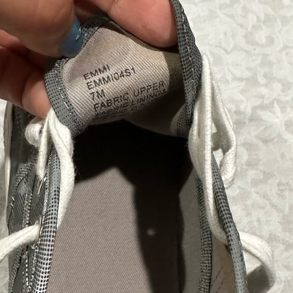 Steve Madden Womens Emmi Flatform Lace-Up Sneakers sz 7 - Picture 7 of 7